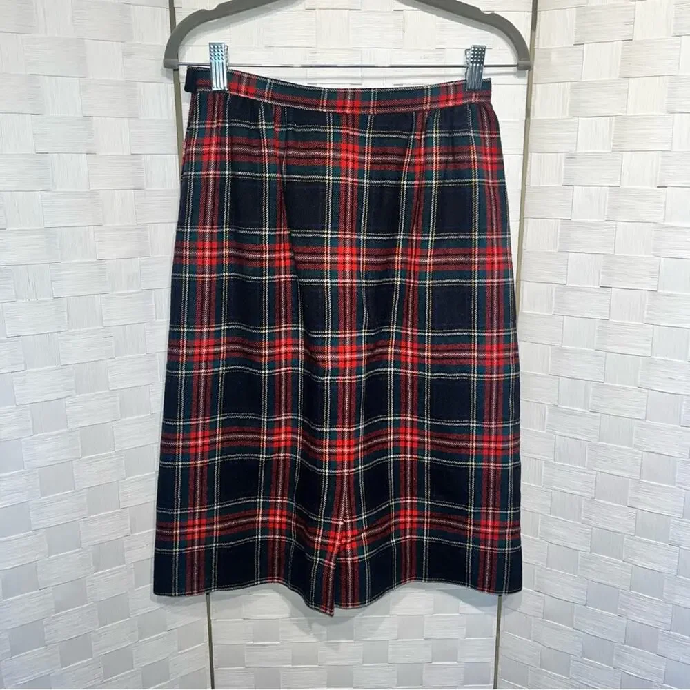 Pendleton Vintage 100% Wool Lennox Red Tartan Plaid Skirt Size 10 P USA Made